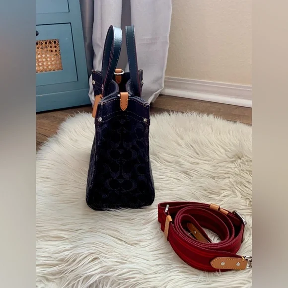 Coach Field Tote 22 Signature Denim Black FINAL MARK DOWN - Picture 10 of 15